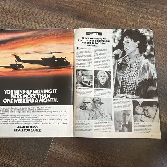 People Magazine Feb 3 1985 Vol 25 No 5 Bette Midler Liz Taylor Stevie Wonder - Picture 7 of 11